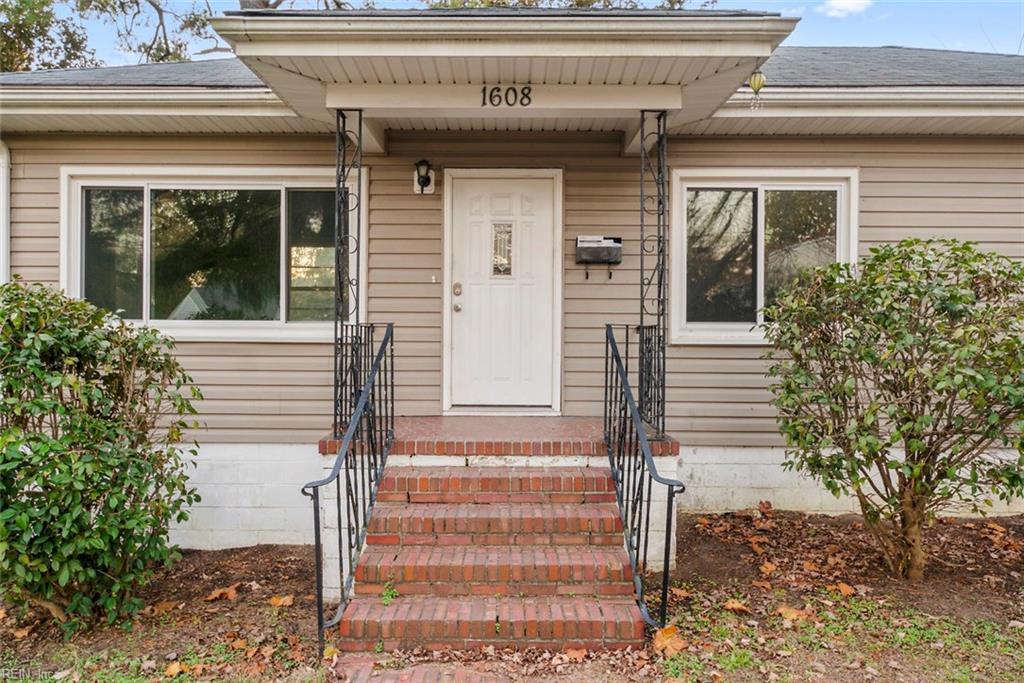 1608 Chesapeake Ave - Photo 1