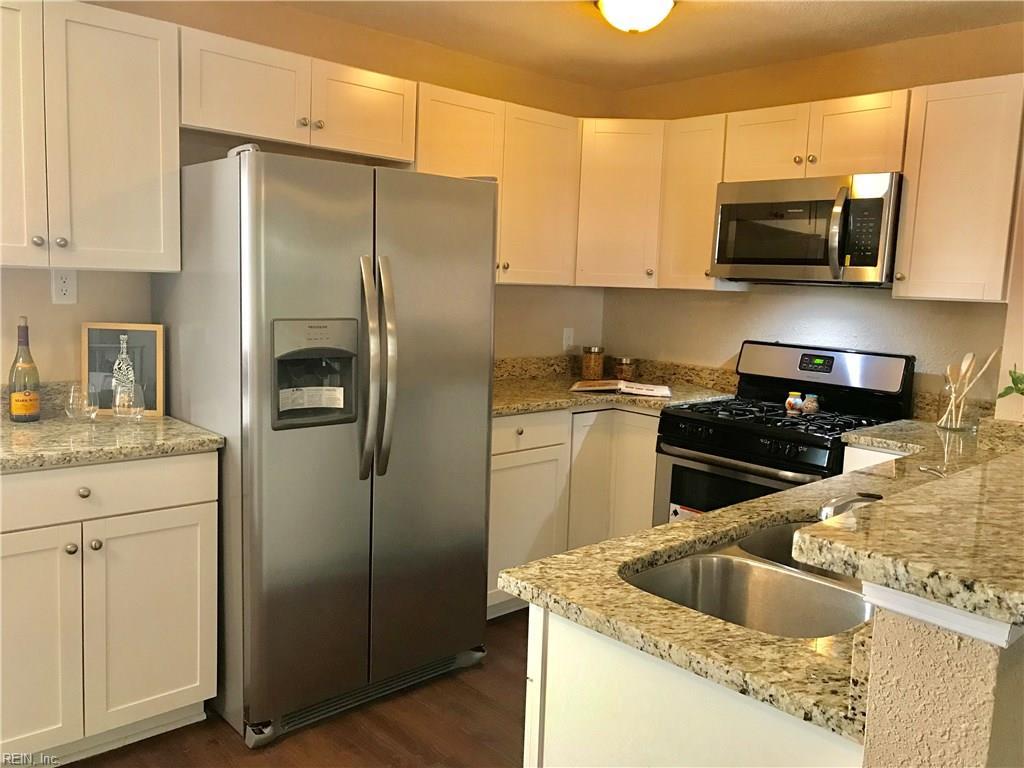 619 Burleigh Ave - Photo 1