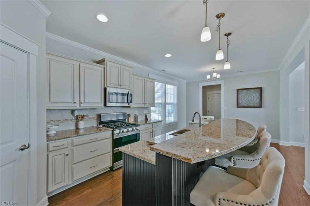 541 Robert Frost Rd - Photo 1