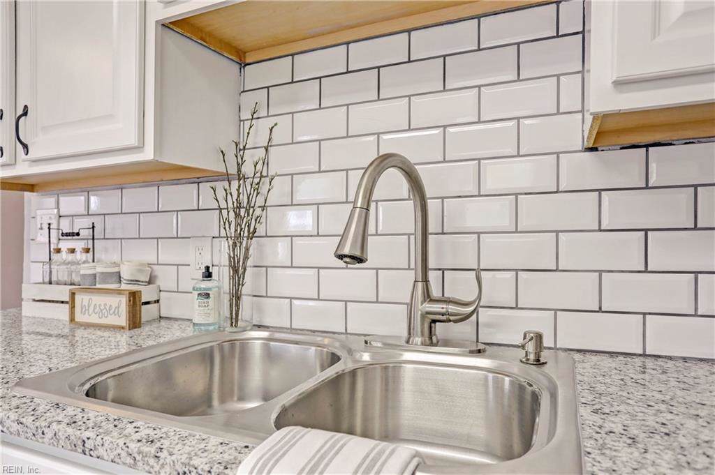 8009 Glen Rd - Photo 1