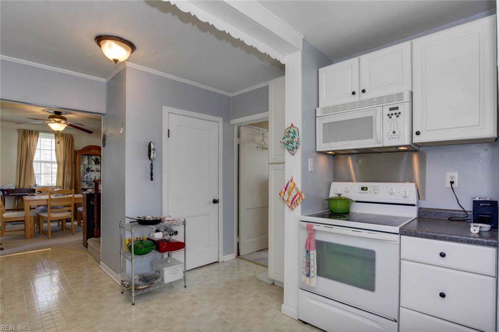 3203 Winchester Dr - Photo 1 3203 Winchester Dr - Photo 1
