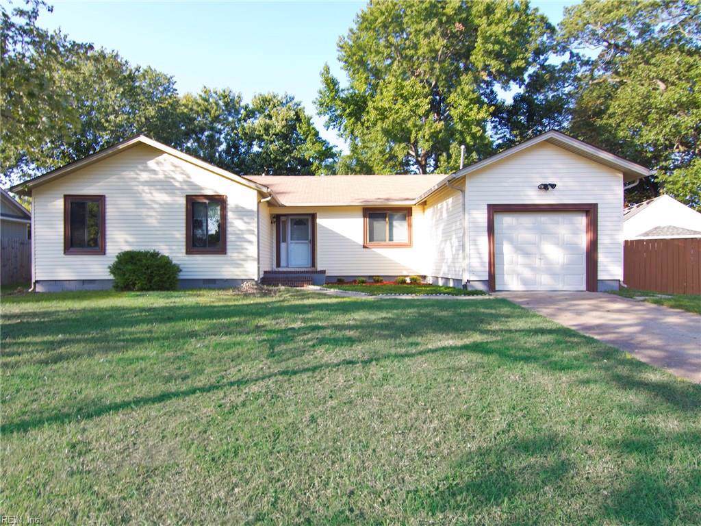 1712 Bagpipers Ct - Photo 1