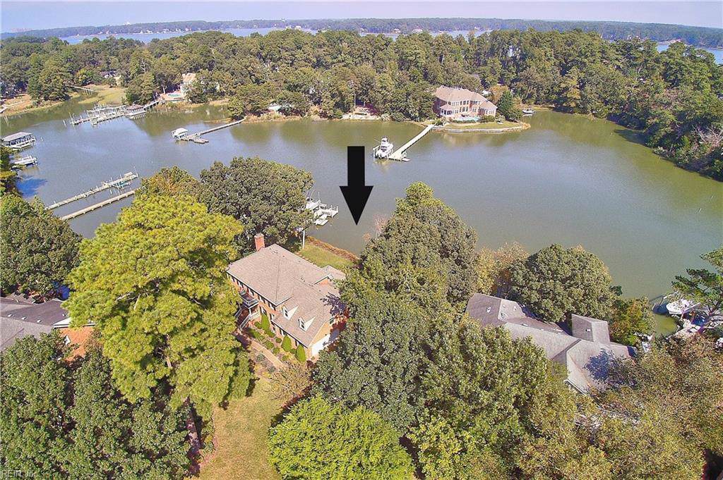 1081 Downshire Chse - Photo 1