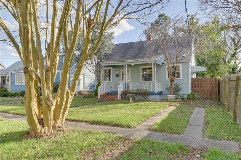 3609 Commonwealth Ave - Photo 1