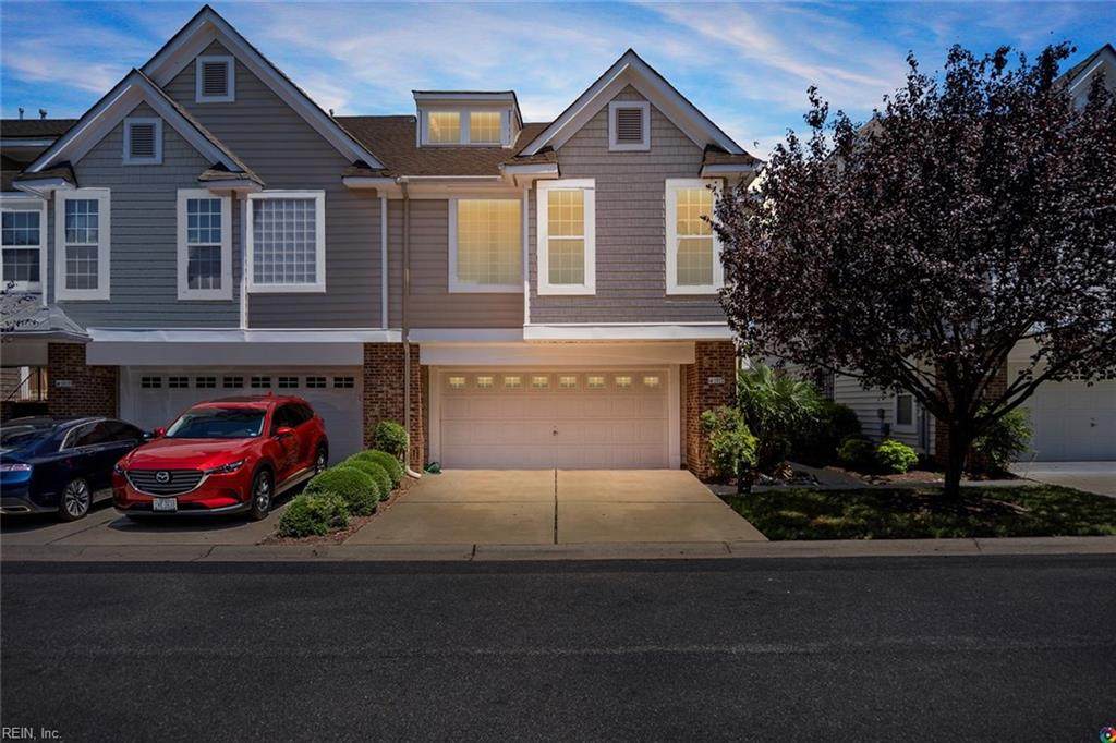 1017 Bay Breeze Dr - Photo 1