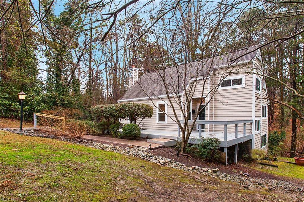 675 Powell St - Photo 1