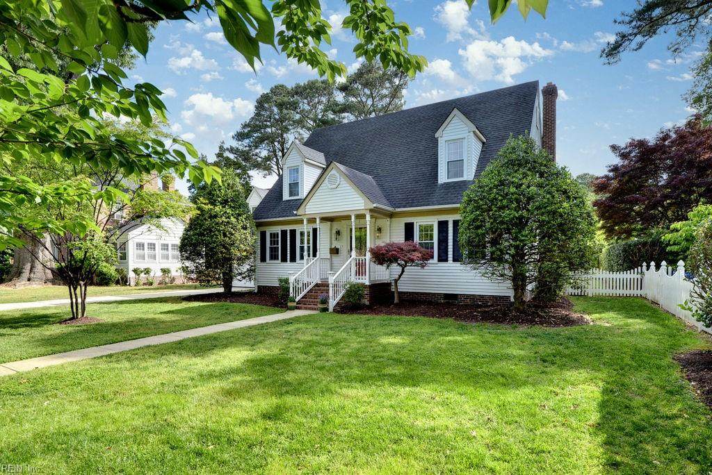 205 Park Rd - Photo 1