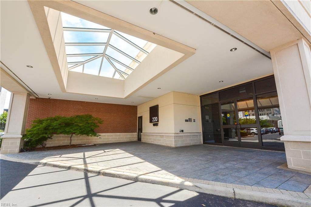 220 Brambleton Ave - Photo 1