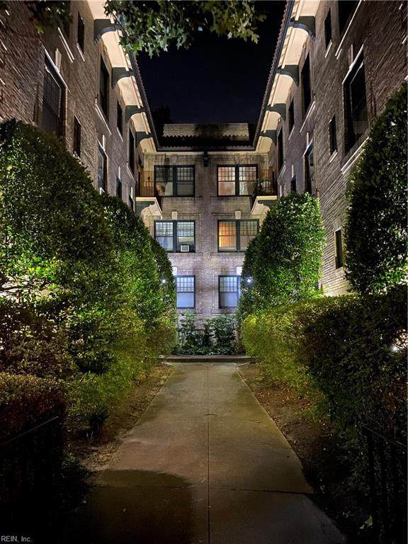 812 Stockley Gardens - Photo 1