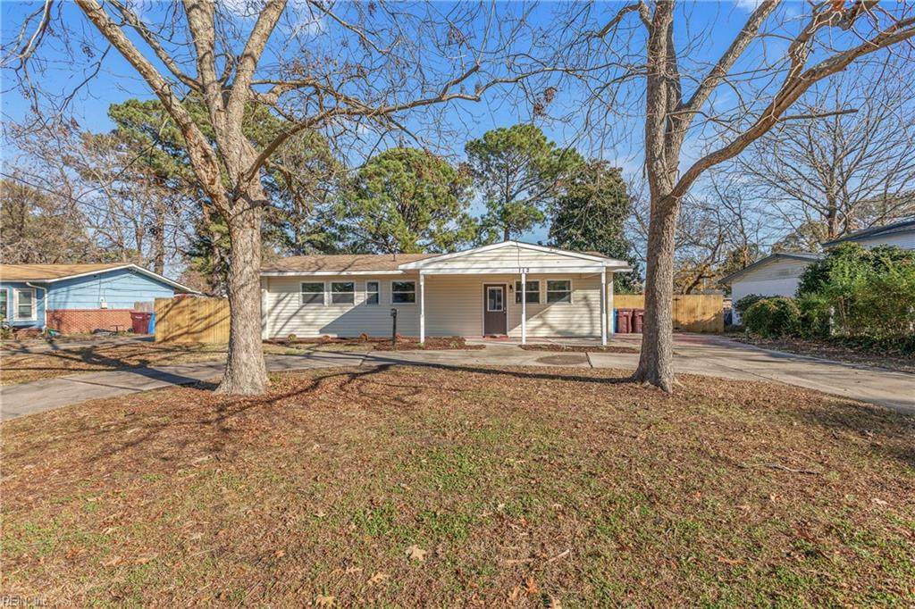 112 Commonwealth Ave - Photo 1