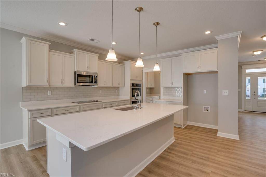 MM Cornerstone - Photo 1