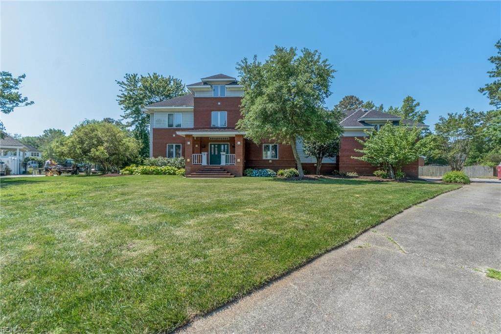 905 La Tierra Ct - Photo 1