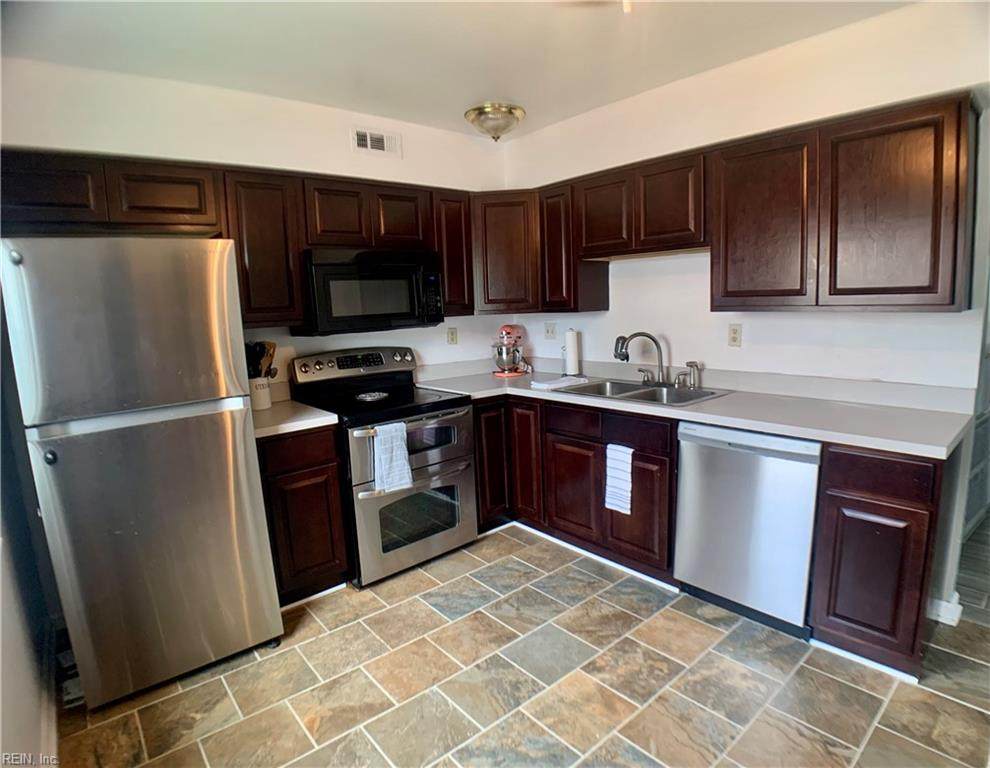 801 Pepper Mill Pl - Photo 1