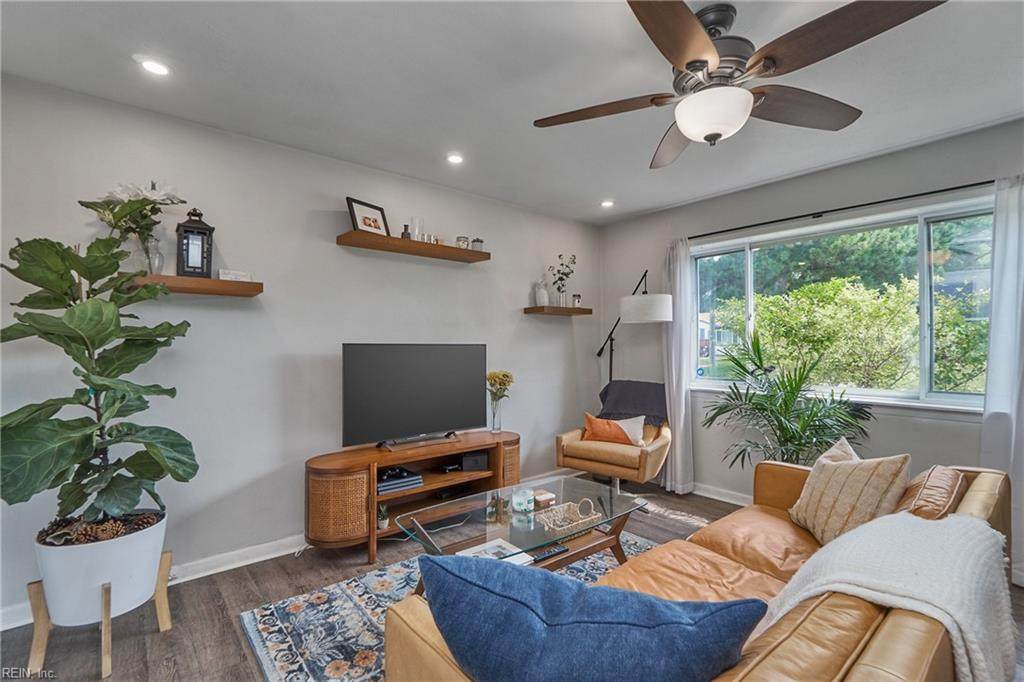 617 Kellam Rd - Photo 1