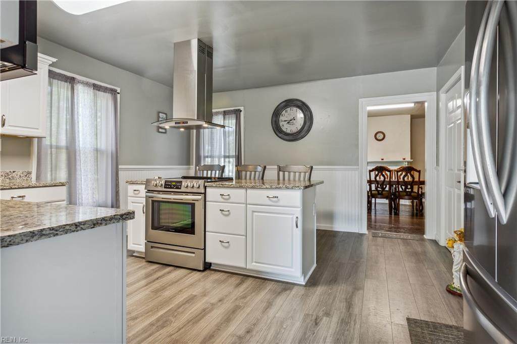 213 Main St - Photo 1