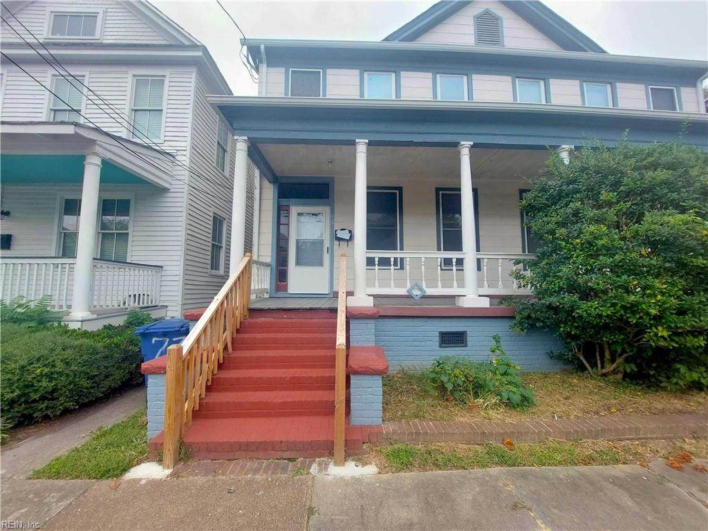 73 Webster Ave - Photo 1