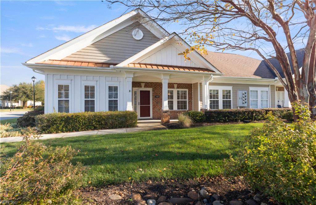 1503 Carrolton Way - Photo 1