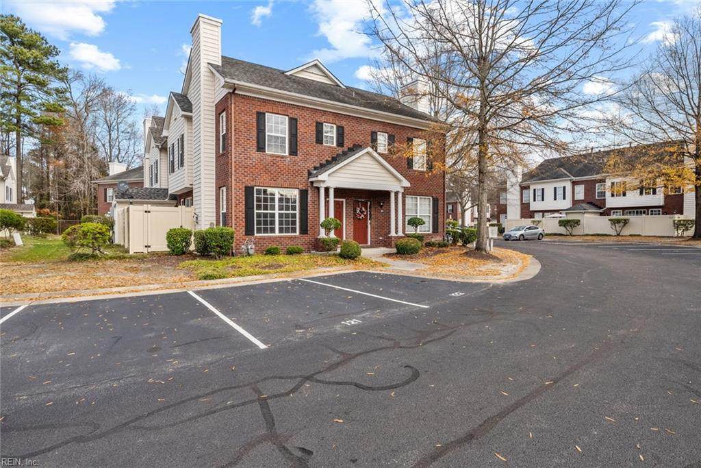 5876 Ludington Dr - Photo 1