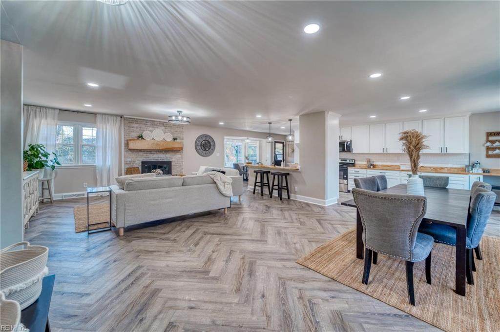 656 Green Valley Dr - Photo 1