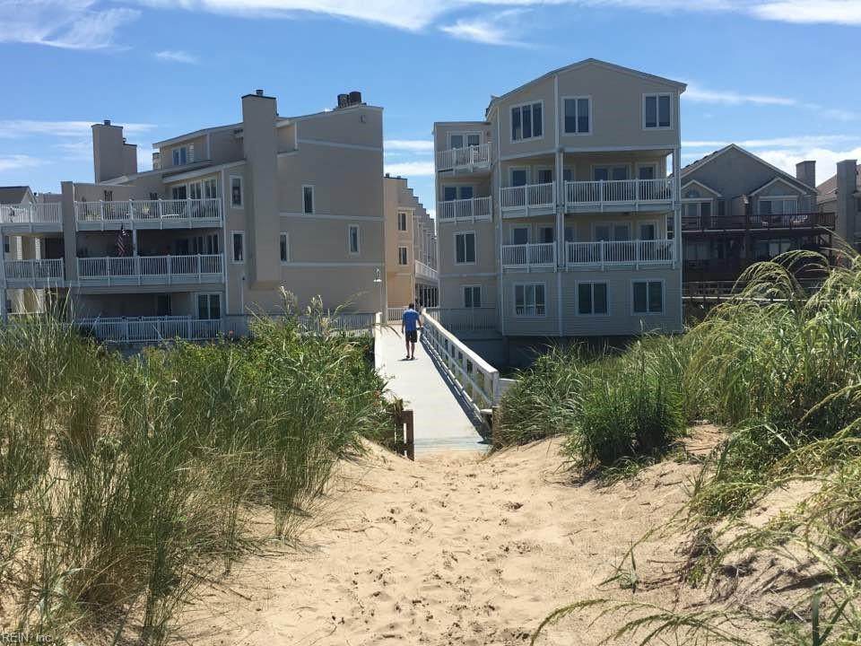 2384 Bays Edge Ave - Photo 1