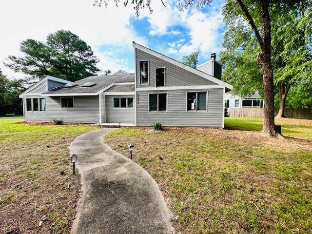 2465 Entrada Dr - Photo 1