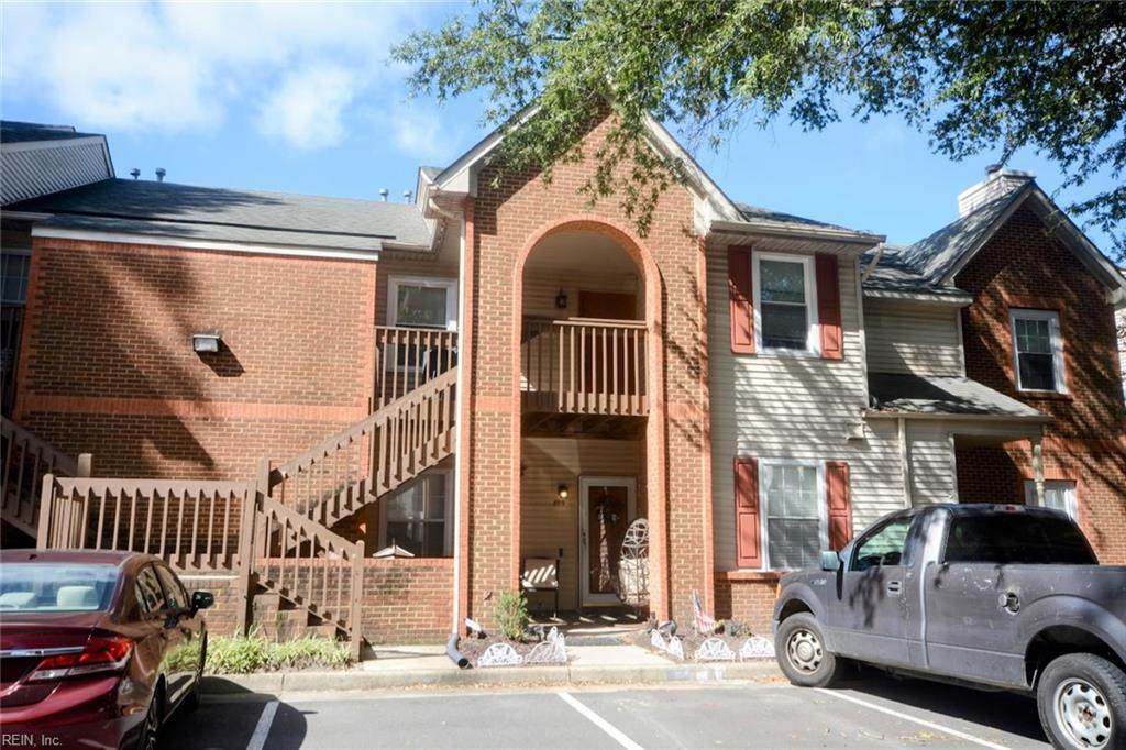 813 Gaslight Ln - Photo 1