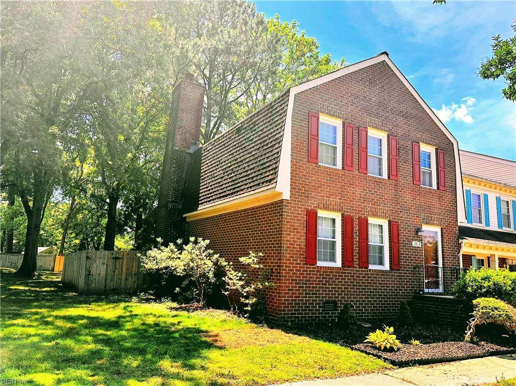 1013 River Birch Ct - Photo 1