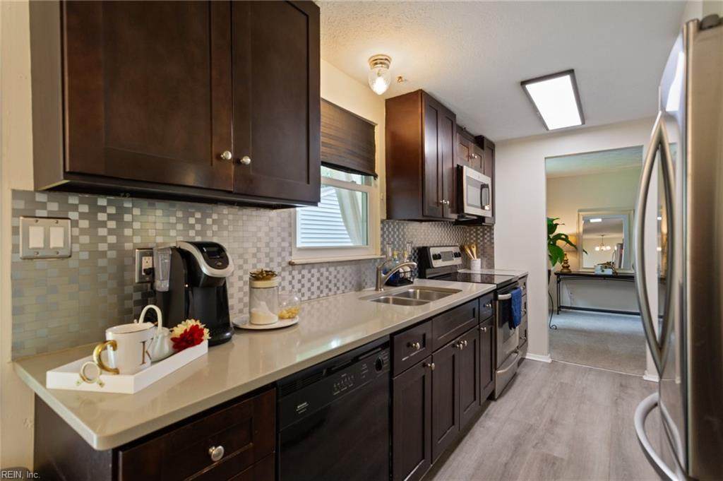 1420 Hardy Cash Dr - Photo 1
