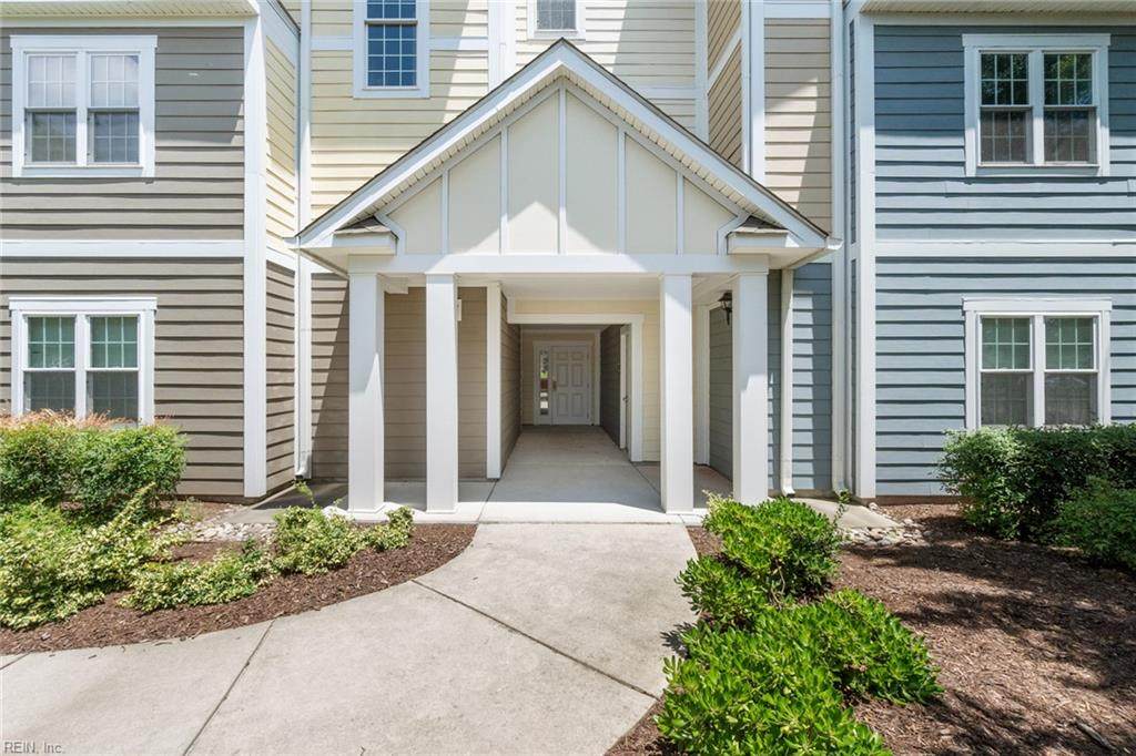 1016 Thoroughgood Way - Photo 1