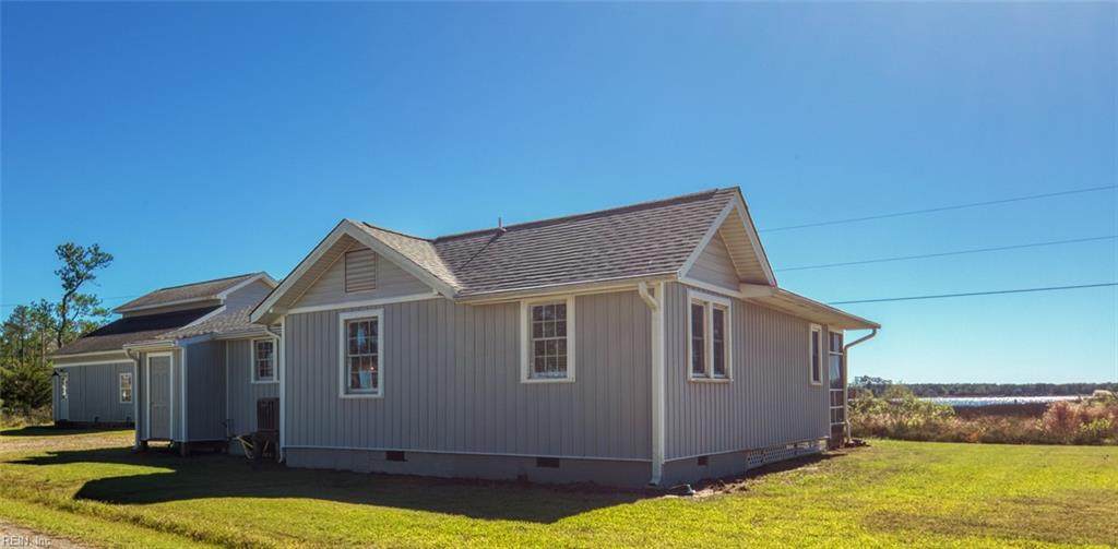 9078 Stump Point Rd - Photo 1