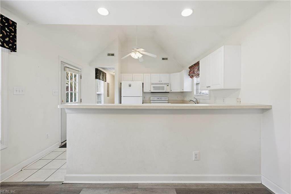 2005 Lockard Ave - Photo 1