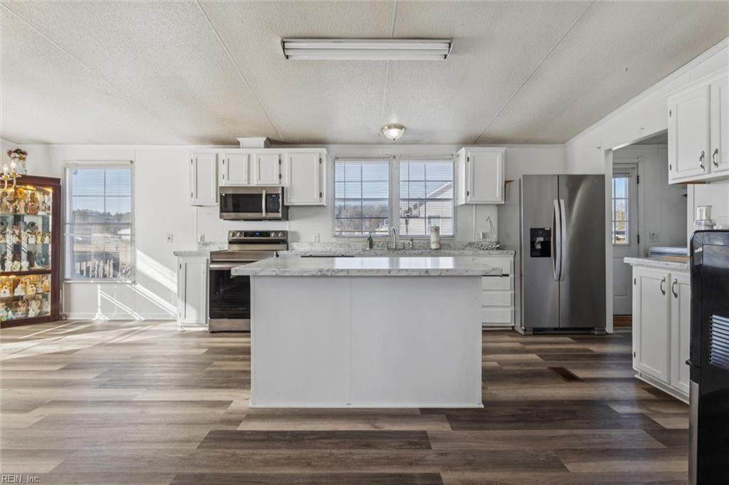 410 Brian Ct - Photo 1