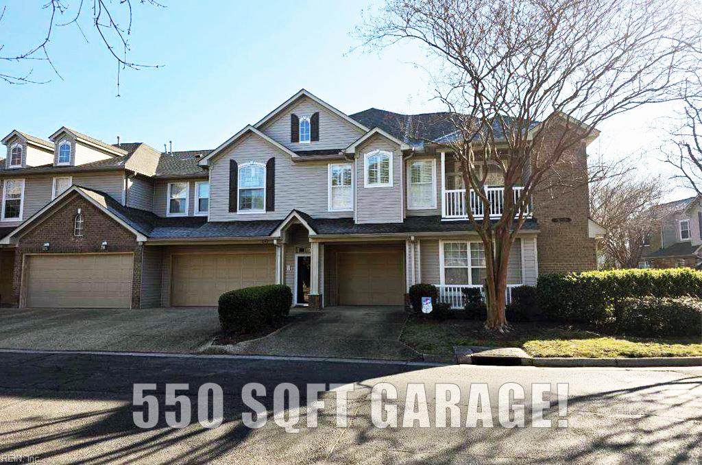 1046 Grand Oak Ln - Photo 1