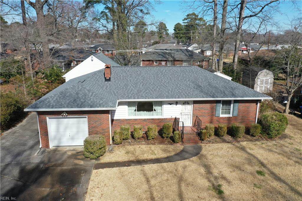 411 Mayflower Rd - Photo 1