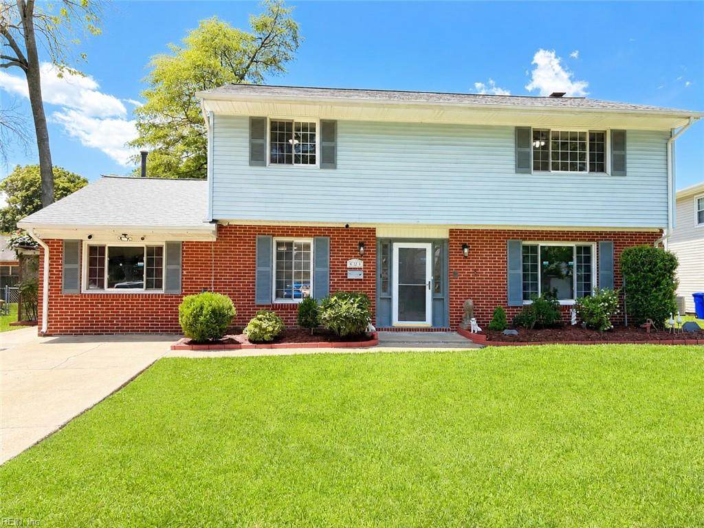 821 Greenwich Ln - Photo 1
