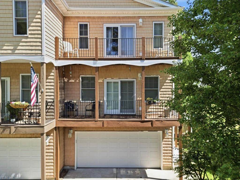4620 Lake Dr - Photo 1