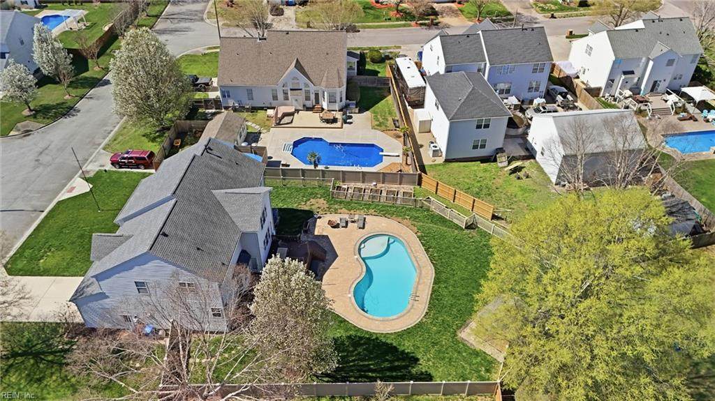 820 Amberline Dr - Photo 1