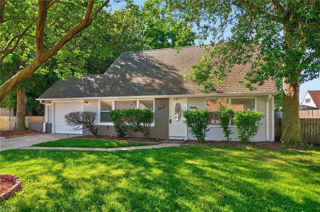 1719 Citadel Rd - Photo 1