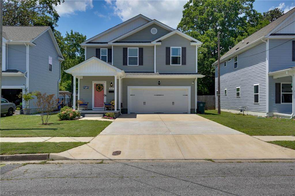 8621 Chapin St - Photo 1