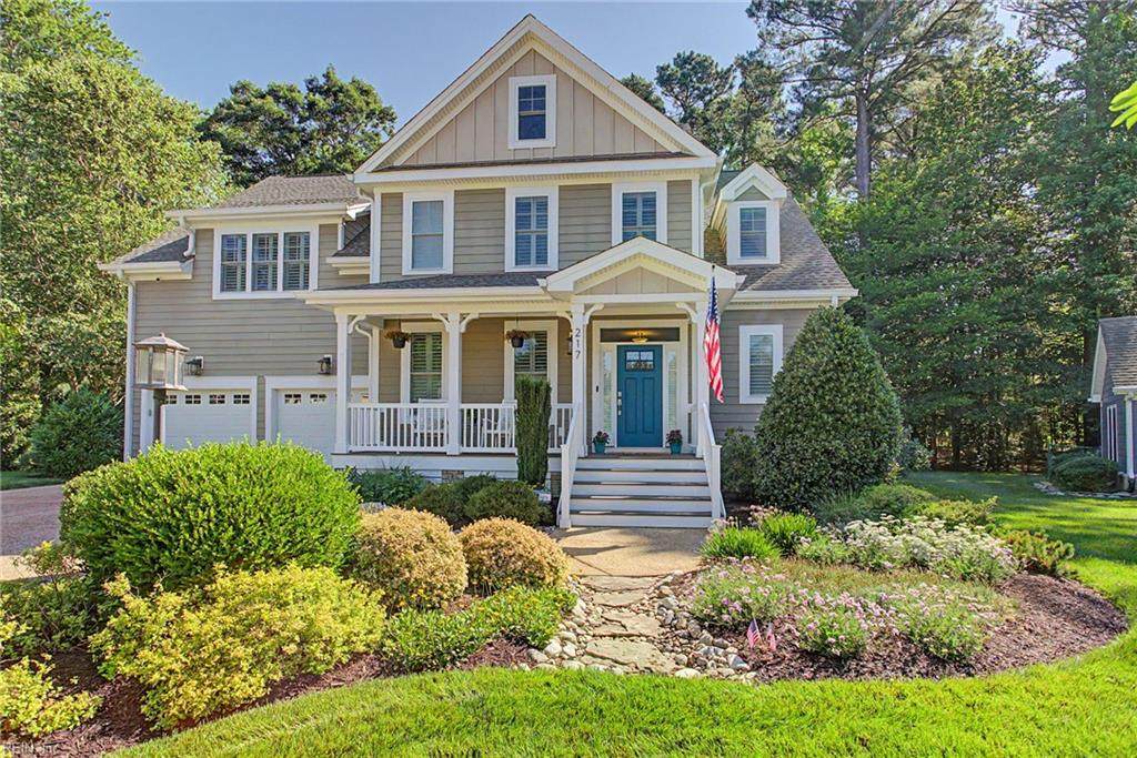217 Summerhouse Ln - Photo 1