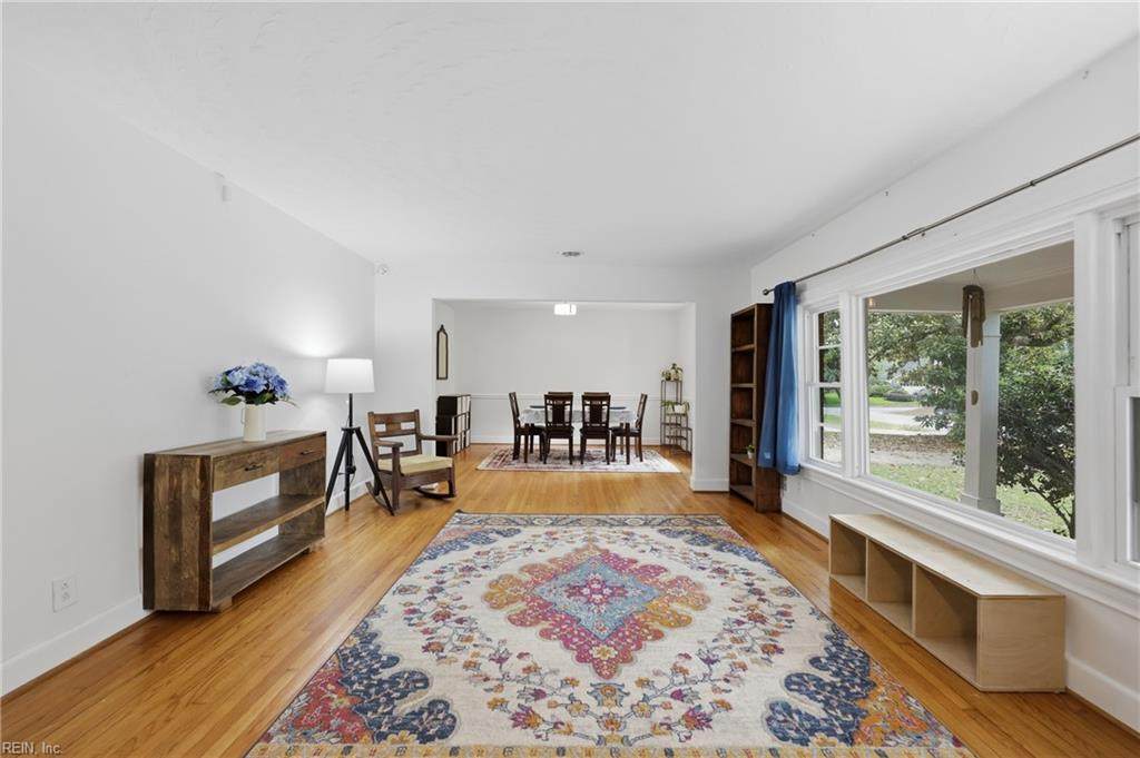 4820 Manor Ave - Photo 1