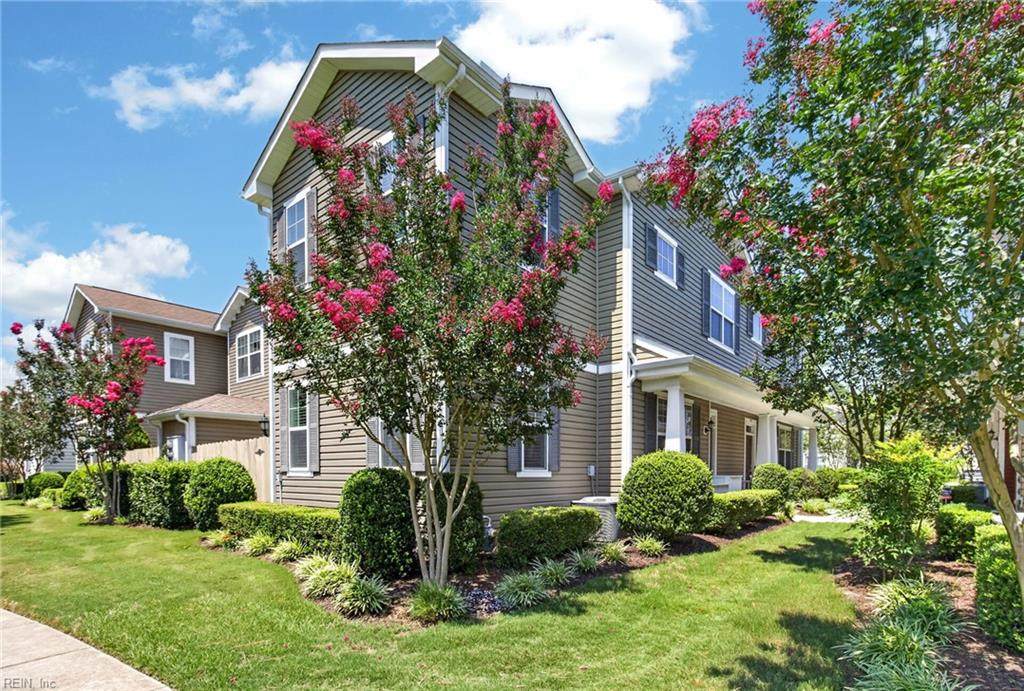 723 Lacy Oak Dr Dr - Photo 1
