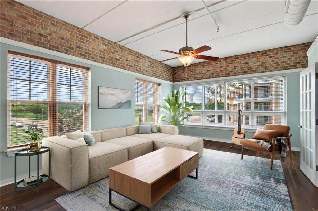 2951 Baltic Ave - Photo 1