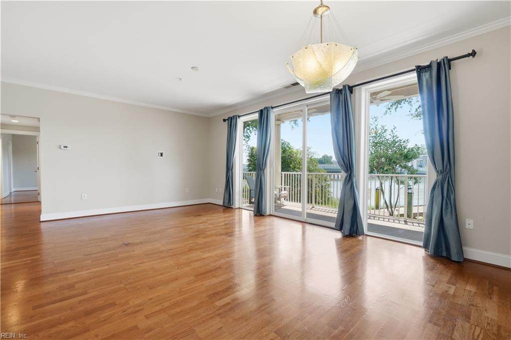 955 Bolling Ave Ave - Photo 1