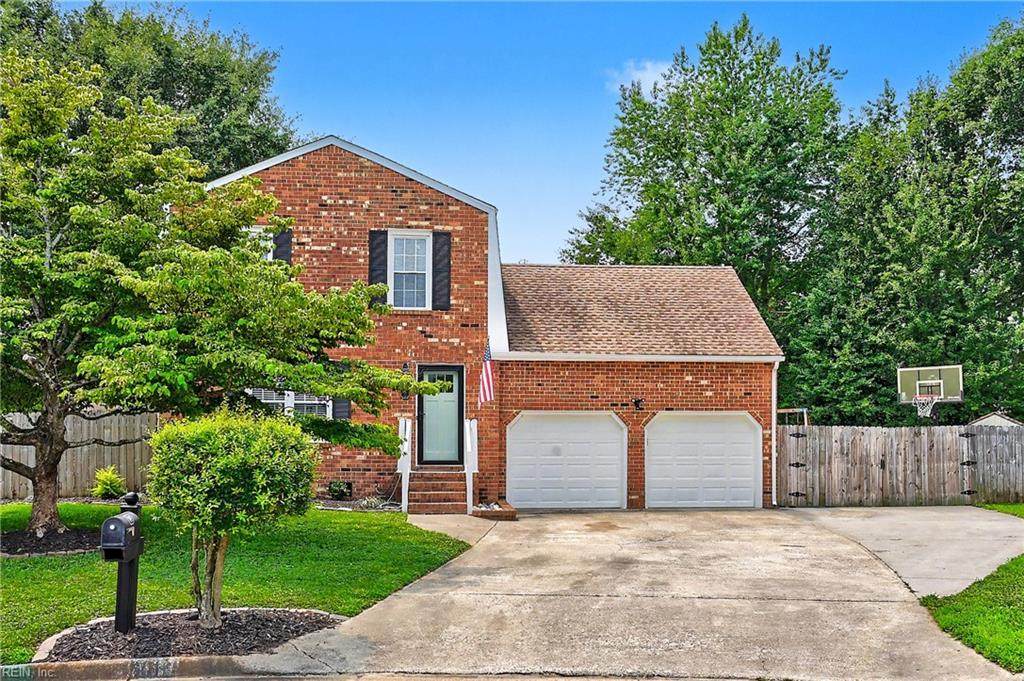 901 Lela Ln - Photo 1