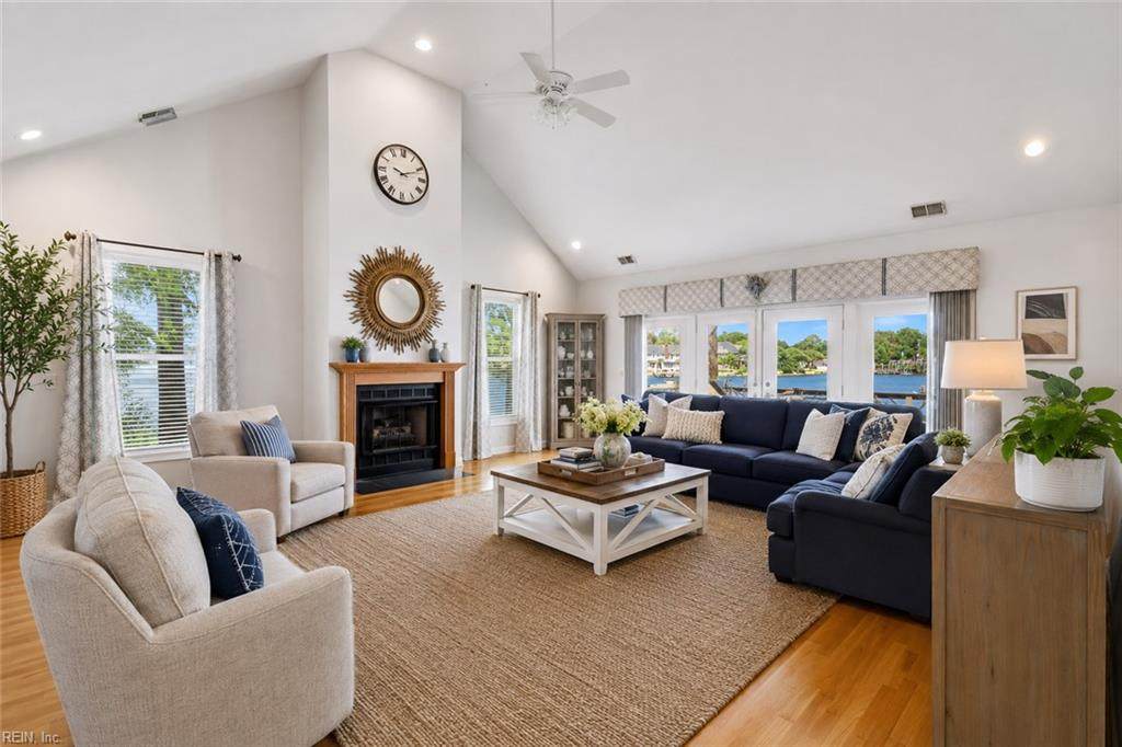 5836 Woodstock Pt - Photo 1