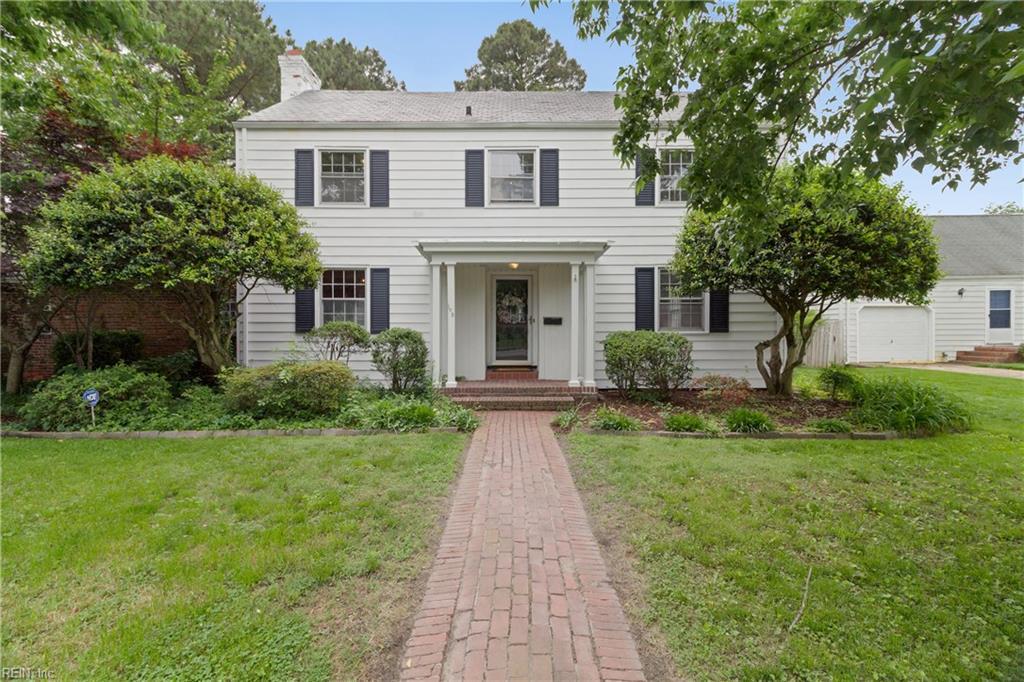 105 Oak Grove Rd - Photo 1