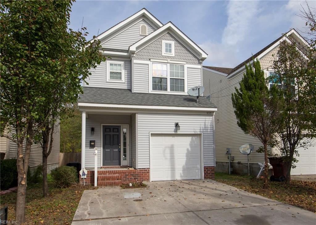 937 Middle St - Photo 1