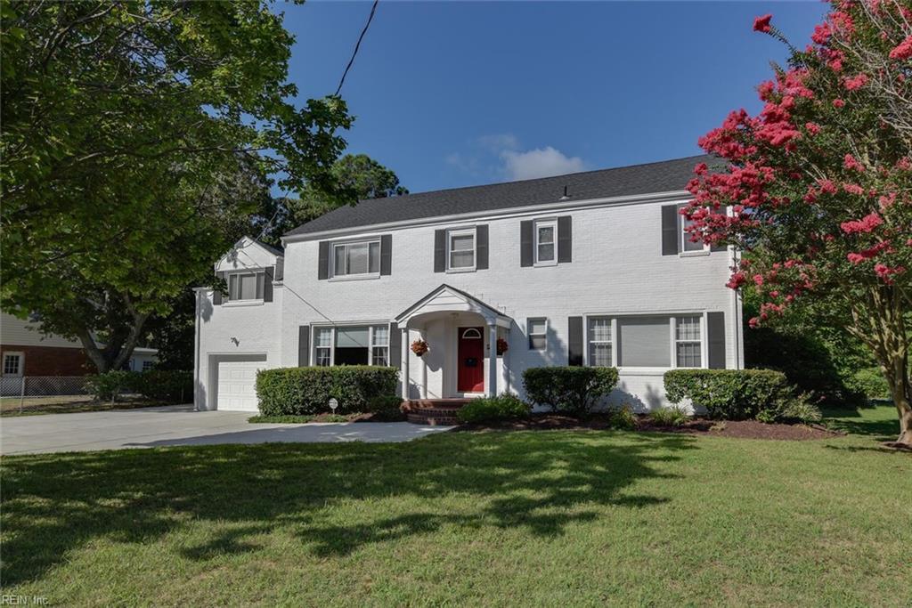 2421 Indian Hill Rd - Photo 1