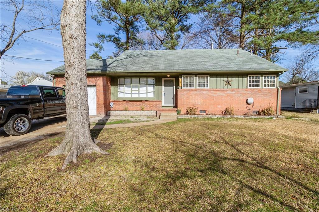 404 Pepper Mill Ln - Photo 1